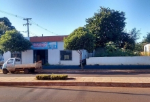 VENDE-SE ESQUINA COM SALA COMERCIAL