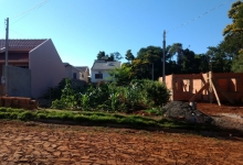 Vendo terreno no Lot. Schug - Mercedes Pr. Aceito proposta, pode ser financiado Aquisição e construção.