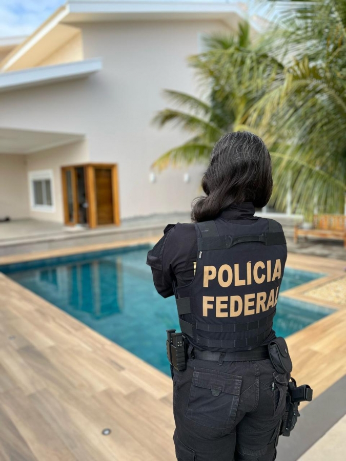 Polícia Federal deflagra operação cromo para reprimir o crime de